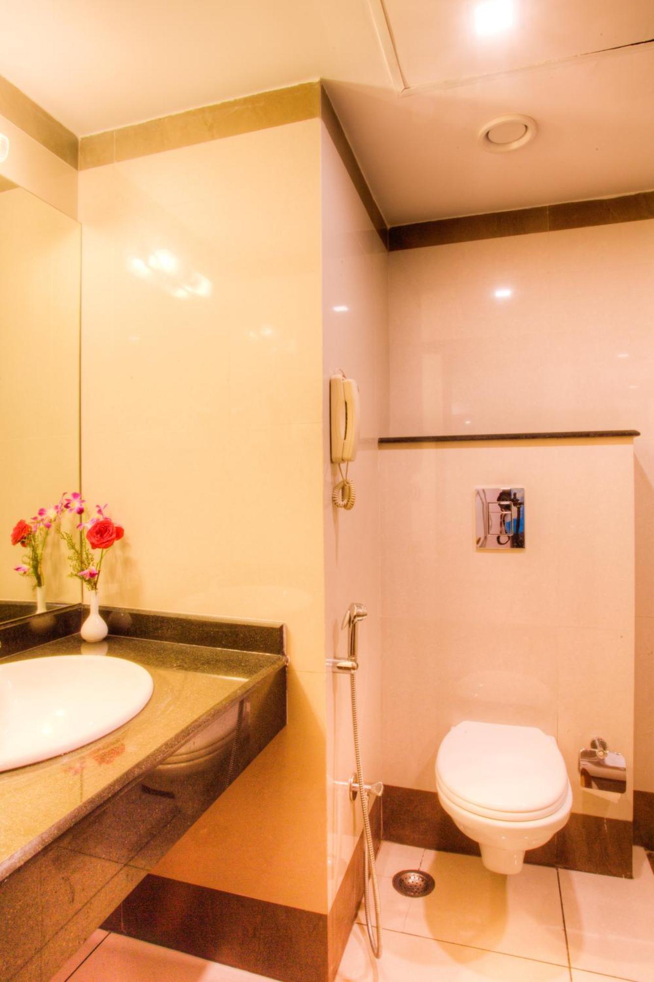 The Atrium Boutique Hotel 迈索尔 外观 照片