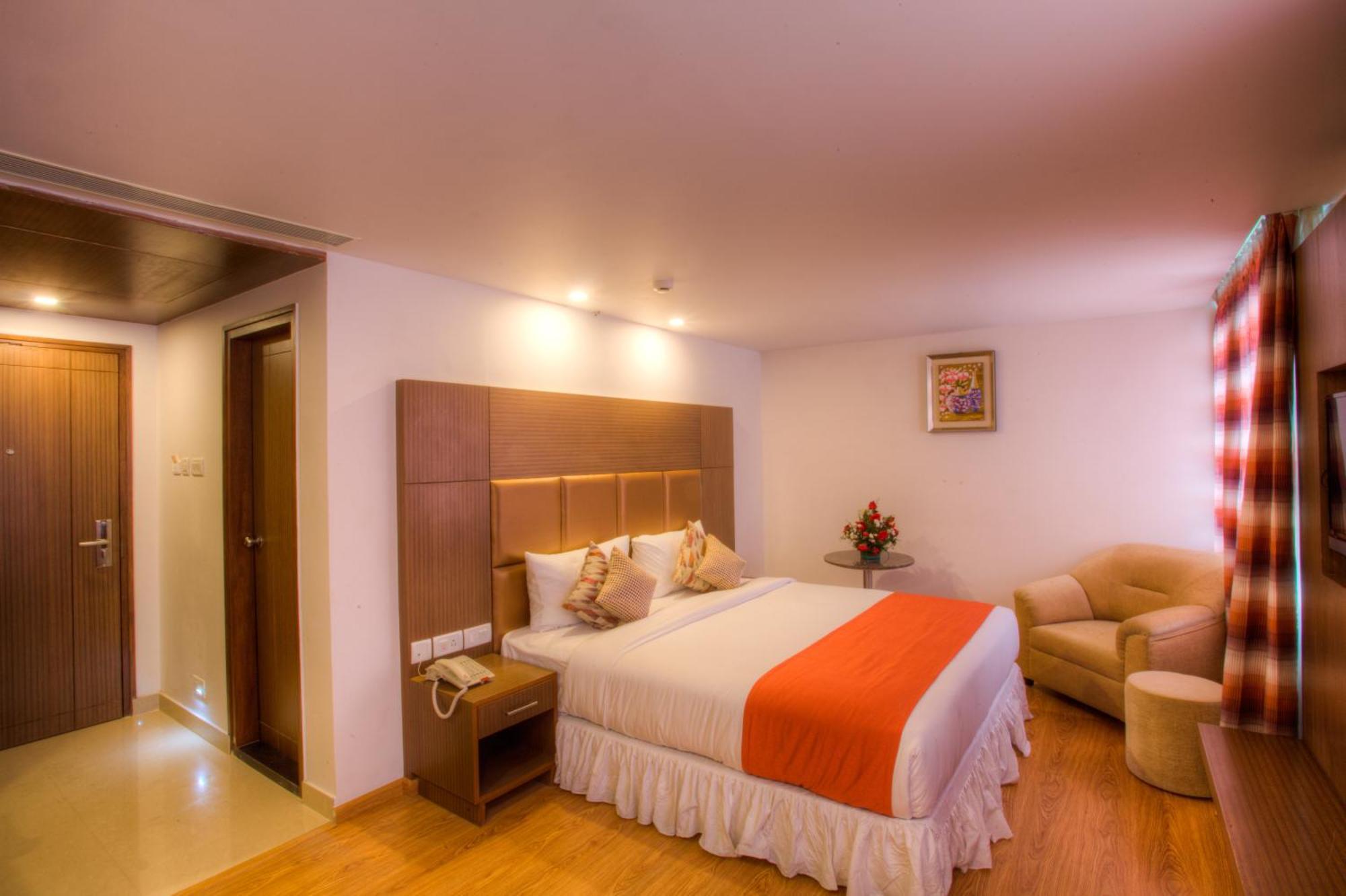 The Atrium Boutique Hotel 迈索尔 外观 照片